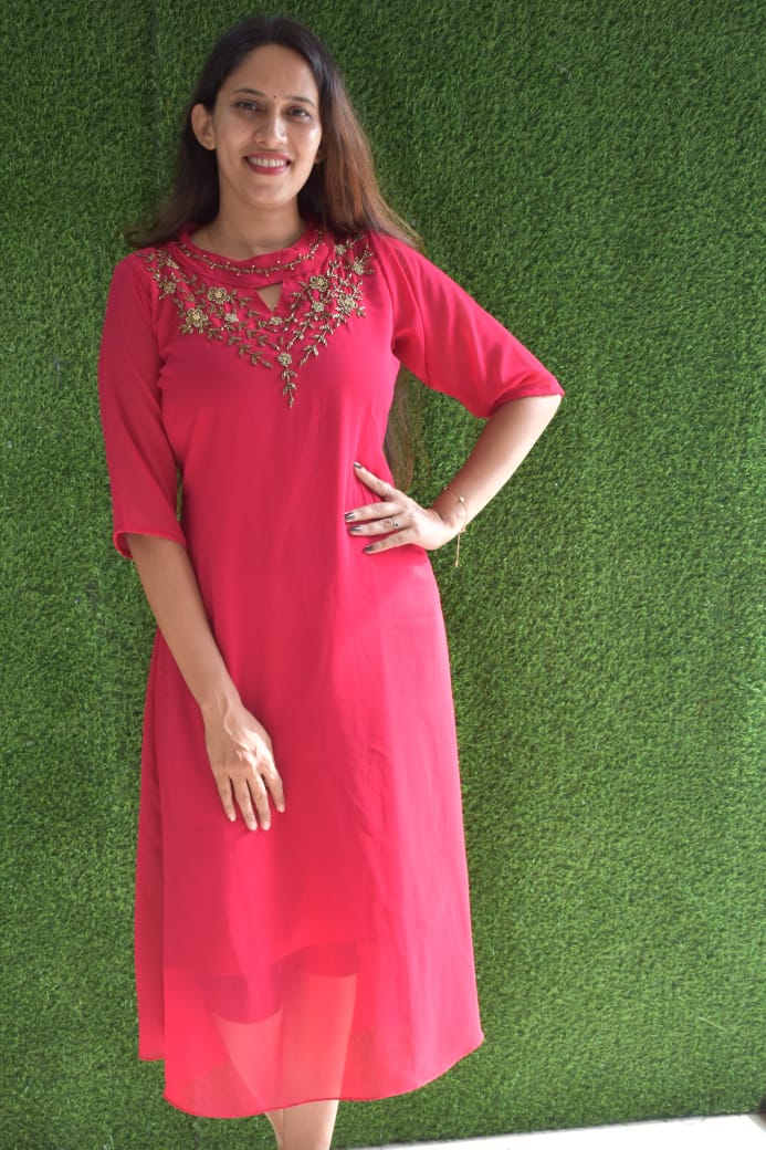 1. A Jewel neck kurthis