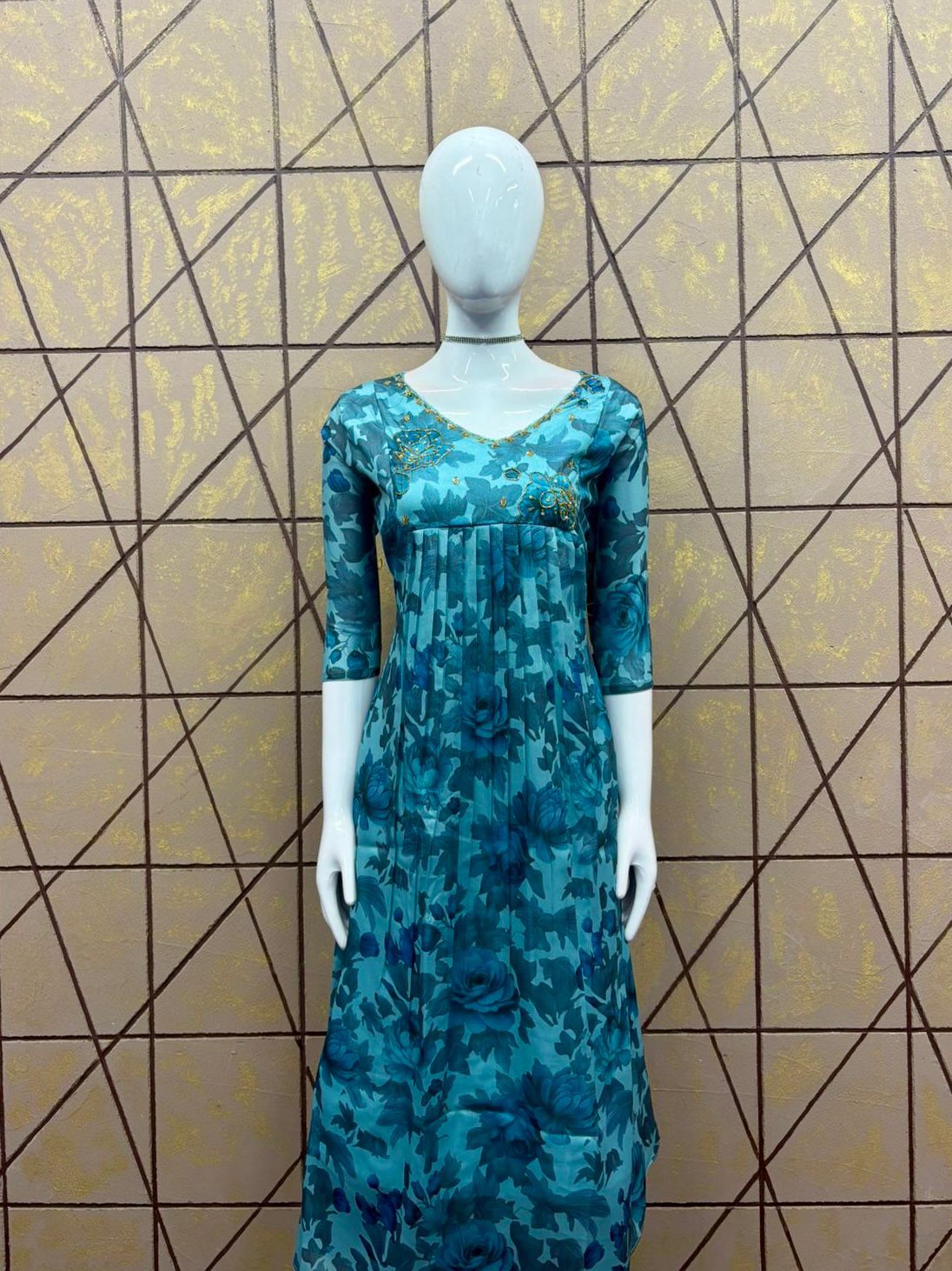 1. Alia Cut Aline Kurthi