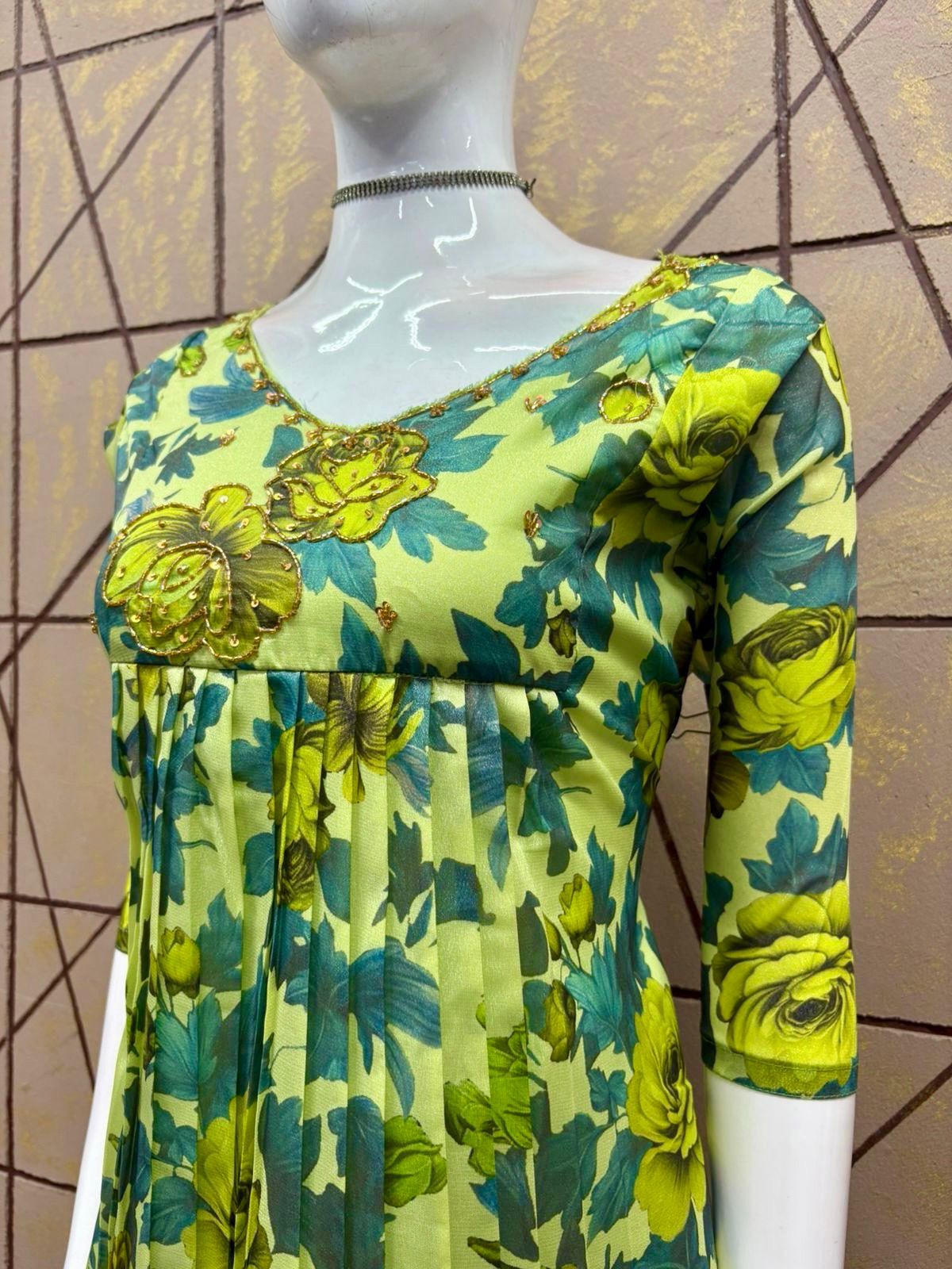 1. Alia Cut Aline Kurthi