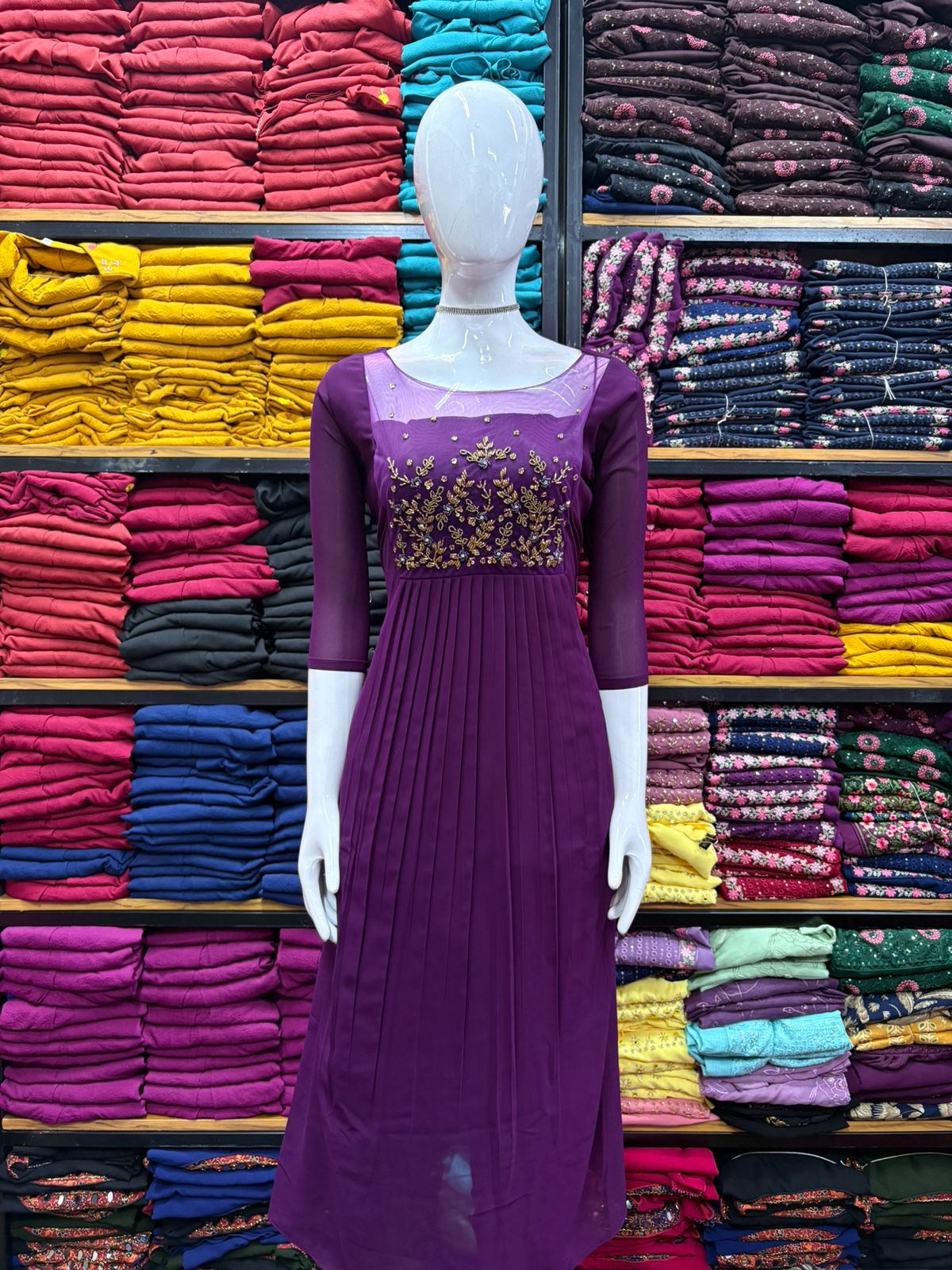 1. A Beautiful Handwork Kurthi