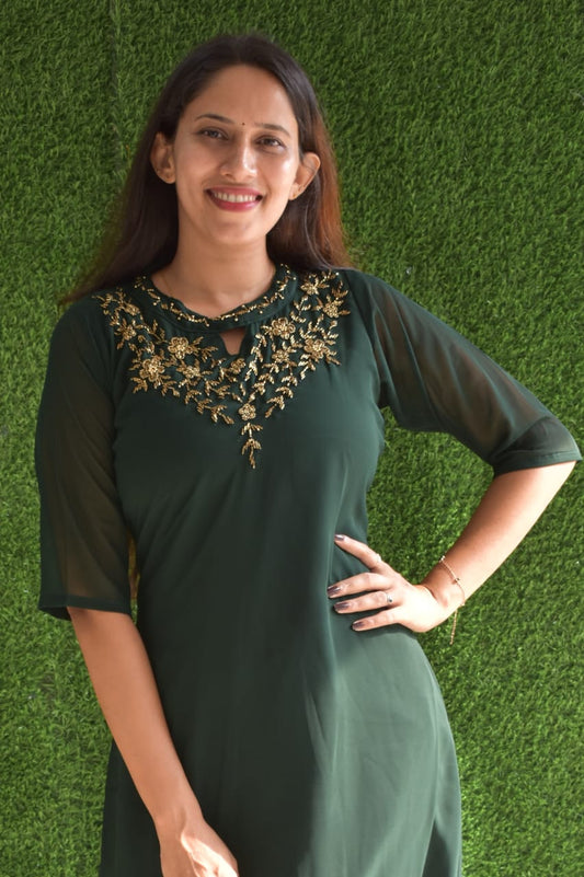 1. A Jewel neck kurthis